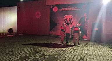 Dolandırıcılıktan aranıyordu, Digor'da yakalandı