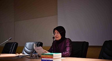 Dünya çapında başarı kazanan balerin, İslam'a uzanan yolculuğunu öğrencilerle paylaştı