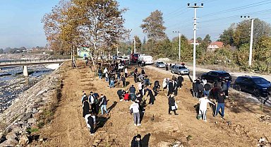 Düzce Üniversitesi'nden yeşil vatan için ağaçlandırma seferberliği
