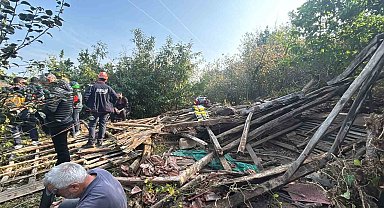 Düzce'de ahşap yapı çöktü: 1 ölü