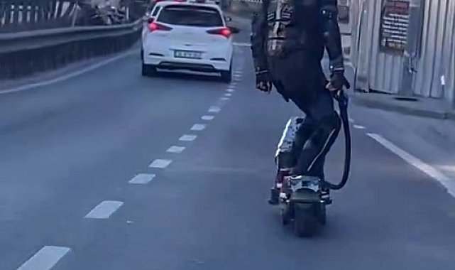 E5'de sıra dışı scooter yolculuğu
