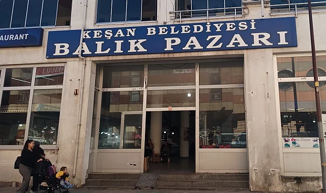 Edirne Keşan Balık Pazarı'nda kanalizasyon sorunu sürüyor!