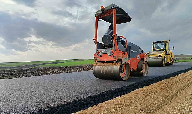 Edirne'de köy yolları modern asfaltla yenileniyor