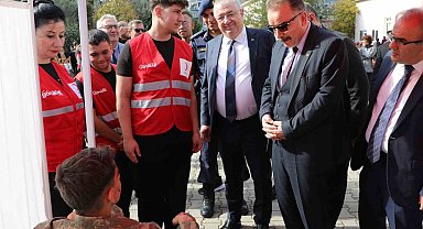 Edremit'te Kızılay haftası coşkusu