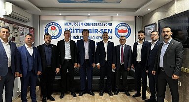 Eğitim-Bir-Sen Yunusemre'de bayrak değişimi