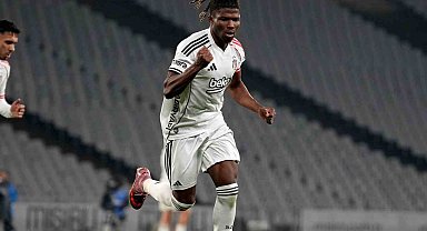 El Bilal Toure skora katkı yapmaya devam ediyor