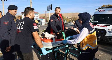 Elazığ'da feci kaza: 2'i ağır 6 yaralı
