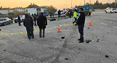 Elazığ'da kazada savrulan araç yayaya çarptı: 1 ölü, 2 yaralı