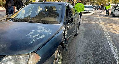 Elazığ'da trafik kazası: Hafif ticari araç ile otomobil çarpıştı