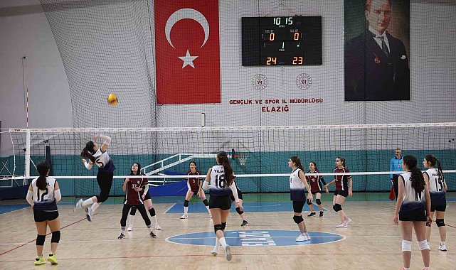 Elazığ'da voleybol müsabakaları tamamlandı
