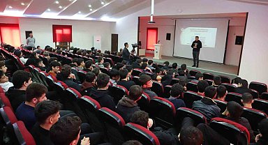 Elazığ'daki liselerde Fırat Üniversitesi tanıtıldı