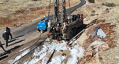 Elazığ'ın bir köyünde daha su hasreti sona erdi