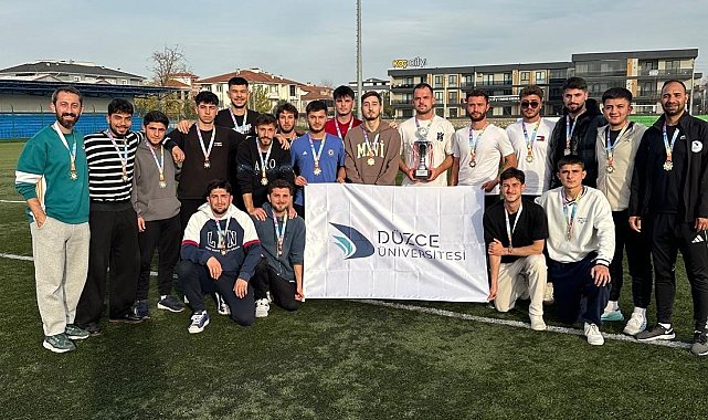 Eleme grubunu şampiyon olarak tamamladı