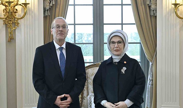 Emine Erdoğan, DSÖ heyetiyle görüştü
