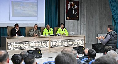 Emniyet Müdürü Ayata, şoför esnafıyla bir araya geldi