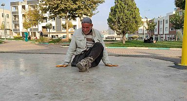 Engelli yaşlı adam sürünerek yaşıyor