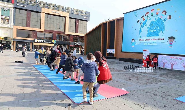Erzincan'da Dünya Çocuk Hakları Günü etkinliklerine yoğun ilgi