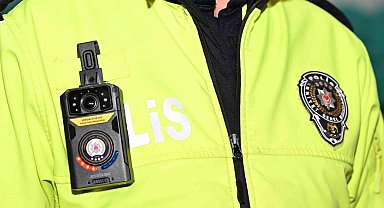 Erzincan'da trafik ekiplerine yeni nesil yaka kamerası eğitimi verildi