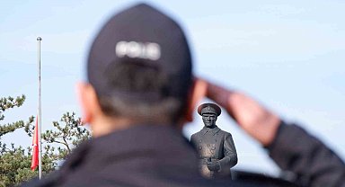 Erzurum'da 10 Kasım'da Atatürk saygıyla anıldı