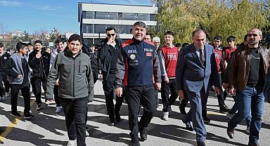 Erzurum'da her okul bir polise zimmetli