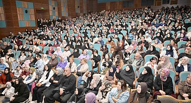 Esenyurt'ta "Zor Zamanlarda Aile Olabilmek" Söyleşisi yoğun ilgi gördü