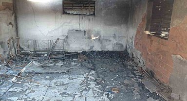 Evde çıkan yangında hayatını kaybetti, 20'den fazla kedi de telef oldu