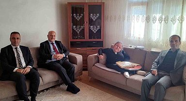 Evde eğitim hizmeti alan öğrenciye moral ziyareti