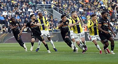 Fenerbahçe ile Kayserispor 49. randevuda