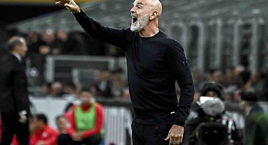 Fiorentina, Stefano Pioli ile yollarını ayırdı