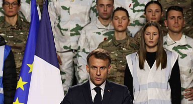 Fransa'dan gençlere yönelik 10 aylık gönüllü askeri hizmet programı