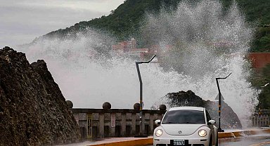 Fung-wong Süper Tayfunu Tayvan'a yaklaşıyor: 3 binden fazla kişi tahliye edildi