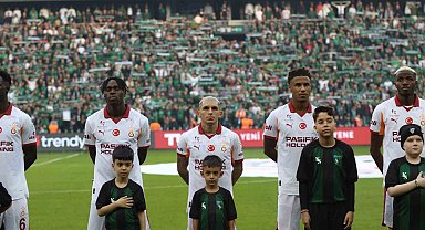 Galatasaray'da 2 değişiklik