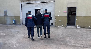 Gaziantep'te aranan 5 şahsı jandarma yakaladı