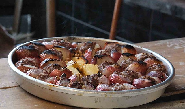 Gazianteplilerin doğal antibiyotiği soğan kebabı