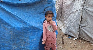 Gazze'de etkili olan şiddetli yağış, mevcut insani krizi daha da derinleştiriyor