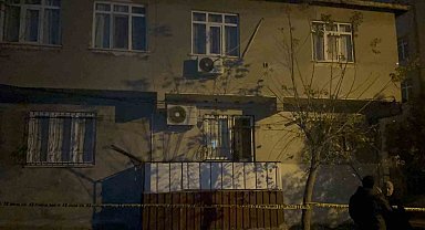 Gebze'de çatlak ve kayma tespit edilen 2 katlı bina tahliye edildi