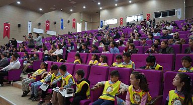 Geleceğin bilim adamları ilk projelerini BARÜ'de sergiledi