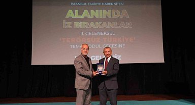 Gençliğe yatırım ödülle taçlandı: Arnavutköy Belediyesi'ne 'Alanında İz Bırakan' ödülü