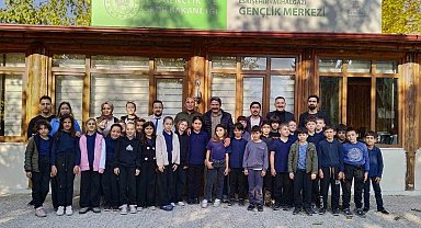 Gençlik ve Spor İl Müdürü Kalın, gençlerle bir araya geldi