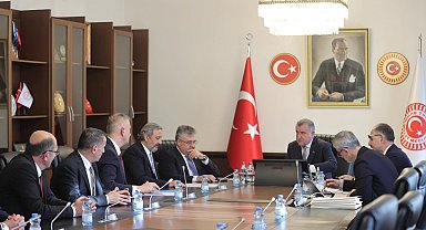 Gölcük'e çok amaçlı kapalı spor salonu müjdesi