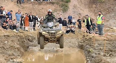 Gölcük'te ATV tutkunları zorlu parkurda mücadele etti