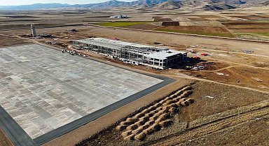 Gümüşhane ve Bayburt'un dünyaya açılacak kapısı olan havalimanı hızla yükseliyor