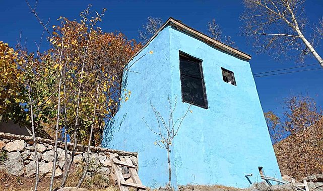 Hakkari'de köylerin içme suyu depoları yenileniyor
