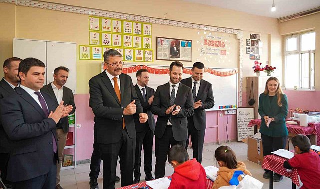 Hakkari'de Şehit Yarbay Korkmaz Bilişim Sınıfı açıldı