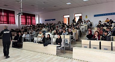 Hisarcık MYO'da afet farkındalık ve bina tahliye eğitimi