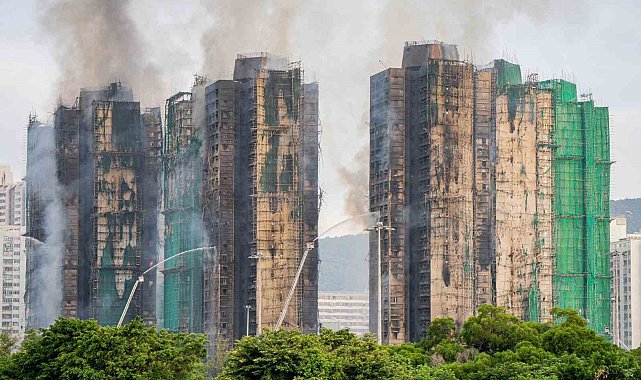 Hong Kong'taki yangın faciasıyla ilgili 3 gözaltı