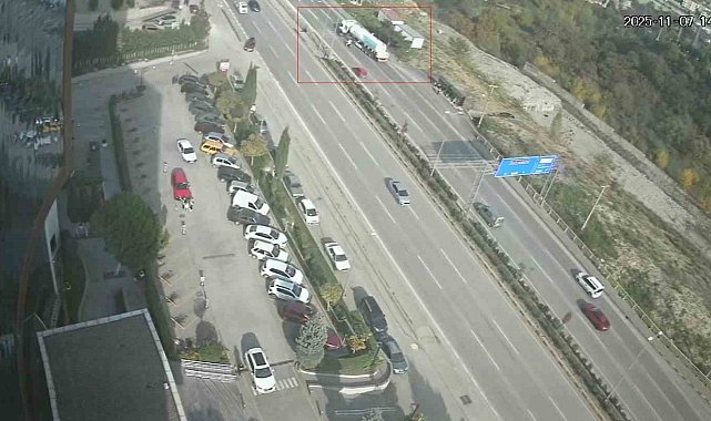 İki motosikletlinin yaralandığı kazada yeni güvenlik kamerası ortaya çıktı
