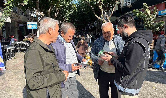 İncirliova'da polis ekipleri vatandaşları uyuşturucuya karşı bilgilendirdi