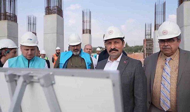 İskenderun devlet hastanesinde inşa çalışmaları sürüyor