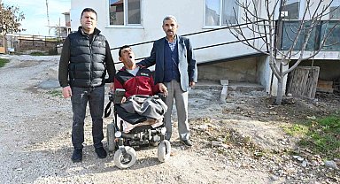 Isparta Belediyesi'nden 49 yıllık zorluğu sona erdiren engelli rampası